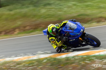 Yamaha R7 2026 Prueba 027