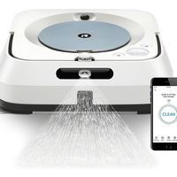 El robot friegasuelos iRobot Braava m6134, controlable por Alexa, está rebajado a 531 euros en Amazon hasta medianoche