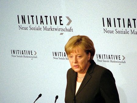 Angela Merkel desafía a los especuladores