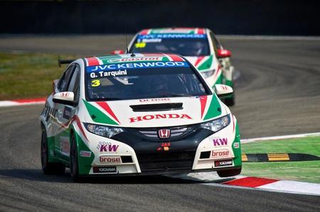 Tom Coronel y Alain Menu suenan para el tercer Honda Civic oficial
