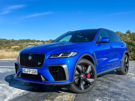 Probamos el Jaguar F-PACE SVR: un exclusivo SUV deportivo de 550 CV con alma, personalidad y un sonido que enamora