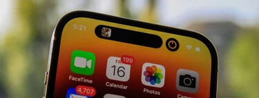 Me encanta la Dynamic Island, pero a veces estorba: así puedes ocultar la información que te da con un simple gesto 