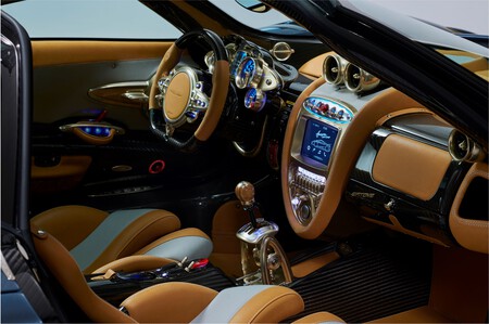Pagani Huayra Epitome Interior