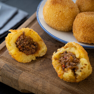 Patatas rellenas colombianas: receta tradicional con puro sabor latino
