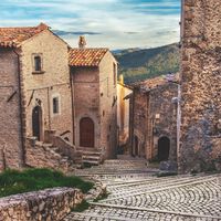 Esqueça o custo de vida absurdo das capitais europeias — descubra a vila italiana que oferece casa e 44 mil euros para novos moradores 