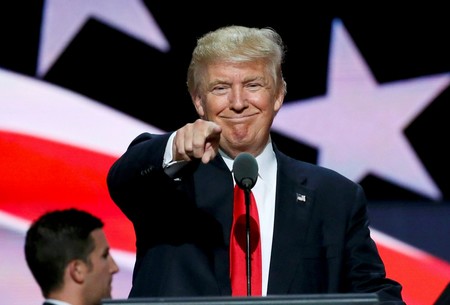 Amazon y Facebook expanden sus operaciones a México gracias a la política proteccionista de Trump
