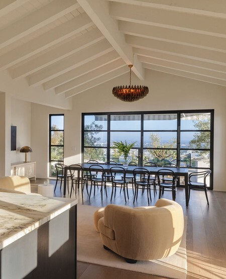 Hollywood Star Brad Pitt Has Paid 12 Million For A Renovated Spanish Style House In Los Angeles 2