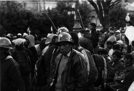 Contrato de trabajo a menores de edad: cuidado con su puesto