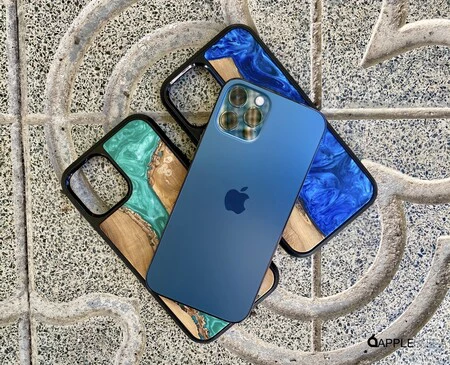 iPhone 12 ケース ヴィカ 001