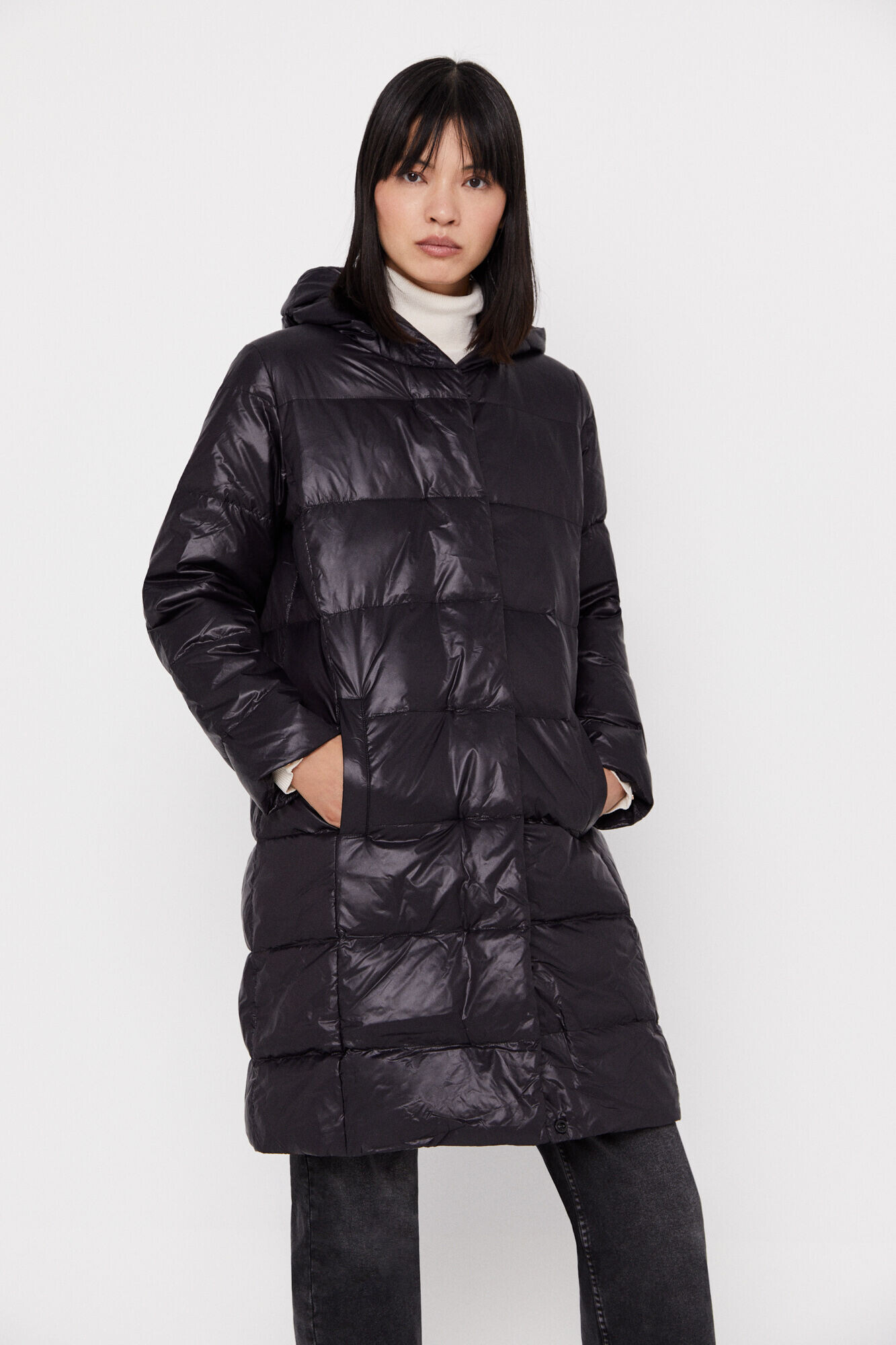 Cortefiel's easiesttomatch coats to meet the cold are on sale The