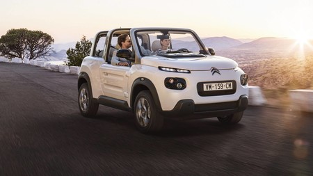 El Citroën E-MEHARI se vuelve más polivalente, con versión de techo duro y más equipamiento
