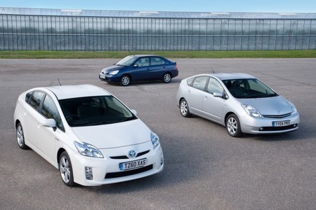 El próximo Toyota Prius podría llegar en 2015 con un consumo de 3,5 l/100 Km