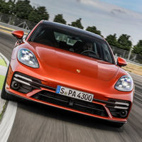 El Porsche Panamera 2021 se pone al día con varios motores nuevos y una segunda variante híbrida