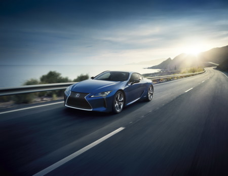 Lexus LC 500h, enseñando como deberían verse los híbridos