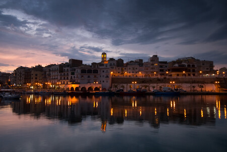 Donde Ver Eclipse Mediterraneo Espana Tarragona Pueblo Bonito Escapada Agosto Buena Comida