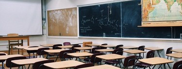 "Mi clase es parte de su vida, no su vida", un profesor explica por qué dejó dormir a una alumna en clase