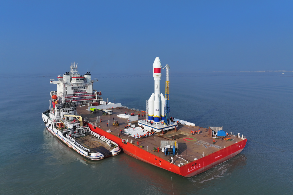 China ha lanzado desde un barco el cohete de combustible sólido más potente del mundo. Ha sido tan brutal como exitoso