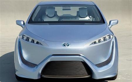 Toyota revela nuevos detalles de su vehículo de hidrógeno FCV-R