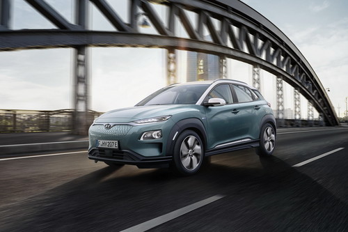 El Hyundai Kona Electric llega con su diseño funky, 204 hp y hasta 470 km por carga