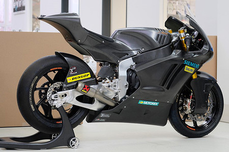Kalex ya tiene lista su Moto2 con motor Triumph y muy pronto la pondrá en pista