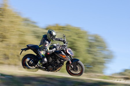 Ktm 1290 Super Duke R 2017 054