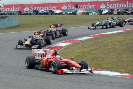 Fernando Alonso confiado de dar caza a los Red Bull