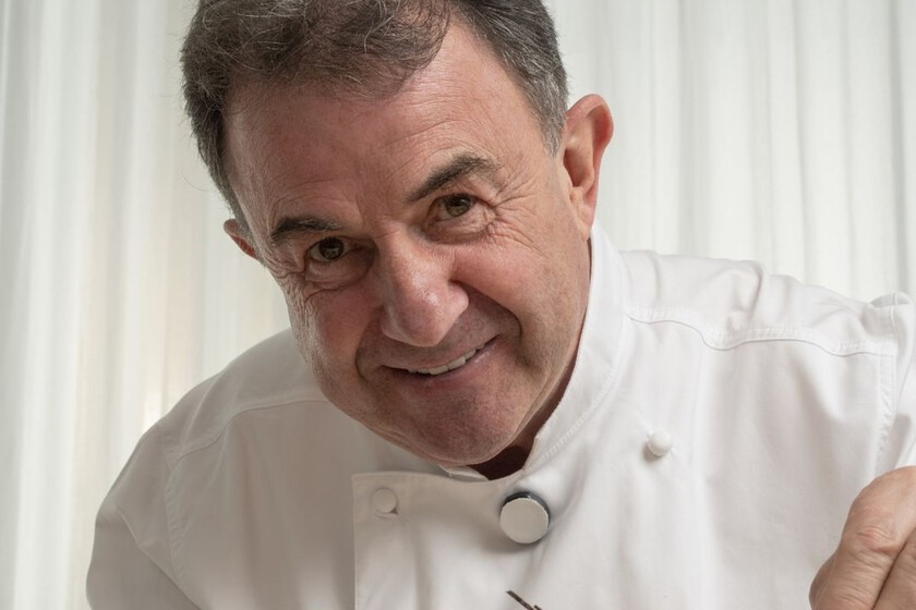 Martín Berasategui prepara así la mejor salsa de tomate: "con un buen sofrito de cebolletas, ajo, aceite de oliva, pimiento verde y un chorrito de este ingrediente"