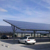 No sólo nuclear. En Francia, todos los parkings a cielo abierto tendrán que estar cubiertos por paneles solares a partir de 2023