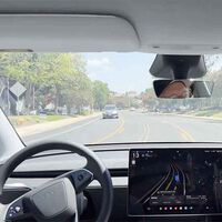 Tesla estrenó el domingo sus taxis sin conductor que en realidad tenían conductor, y aún así la DGT de EEUU ya está investigando incidentes