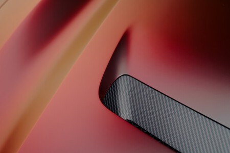 Aston Martin Valen 2026