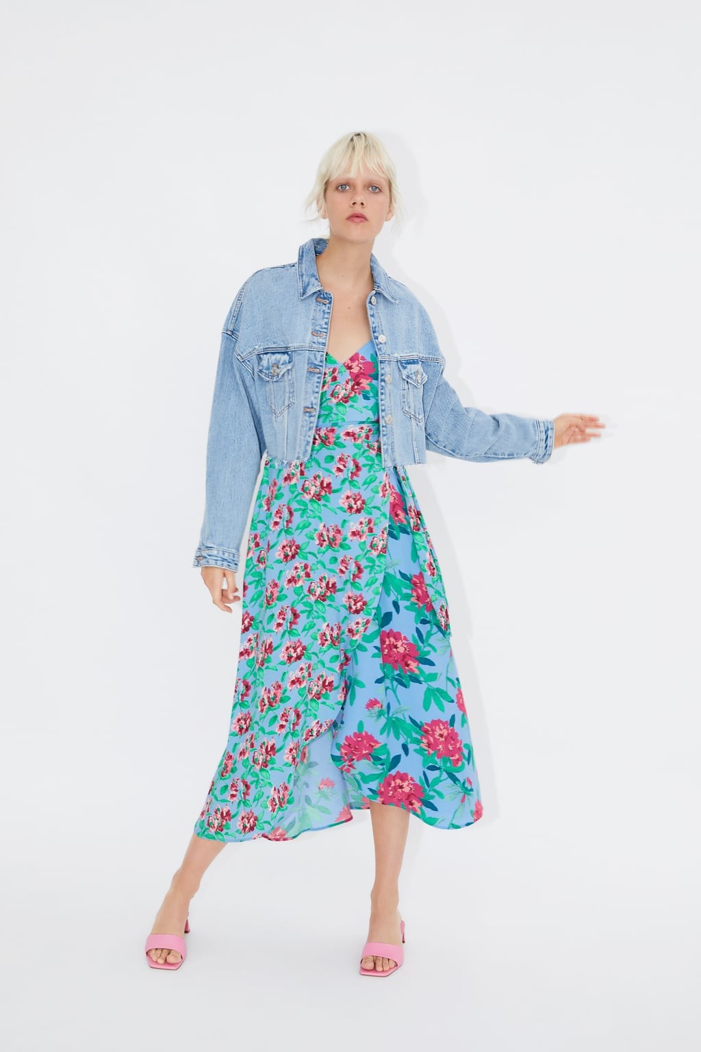 cazadora vaquera con cinturon