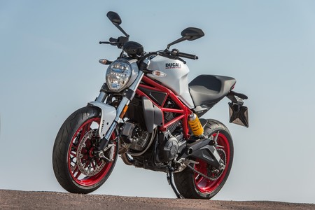 Ducati Monster 797 2017 019
