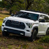 Toyota Sequoia 2023 estrena generación y se convierte en un SUV totalmente híbrido