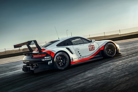 Porsche 911 Rsr 4
