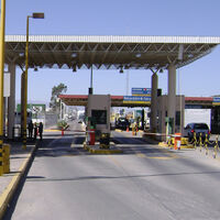 Adiós a pagar gasolina o casetas en efectivo en México: ya no aceptarán billetes ni monedas. El gobierno quiere implementarlo este año