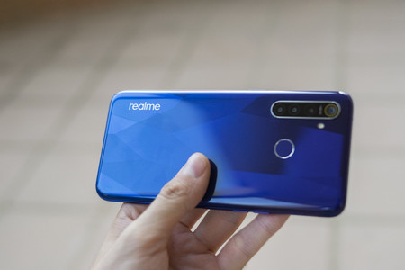 El Realme 5 Pro se actualiza con modo oscuro y grabación de vídeo con la cámara gran angular