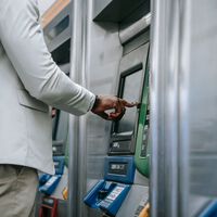 El Gobierno prohíbe a los bancos conceder tarjetas de crédito o ampliar su límite de gasto sin que el cliente lo pida