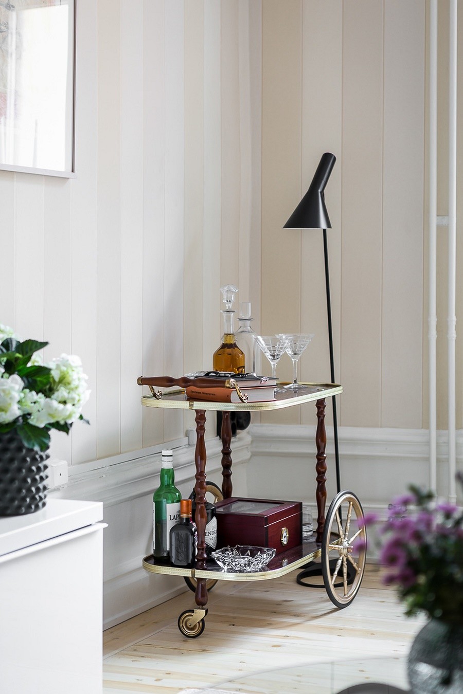 Puertas abiertas: Una casa de ensueño en Estocolmo ¡Y con dos chimeneas!