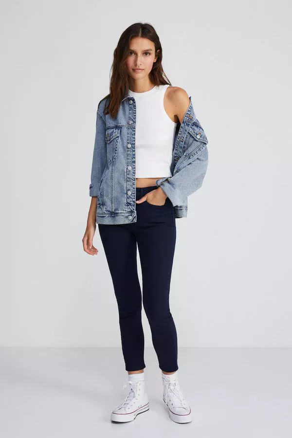 Jeans Slim Color Lavado Sostenible