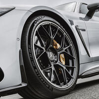 La peor pesadilla del Porsche 911 ya tiene precio. Es más potente y más barata que el deportivo alemán