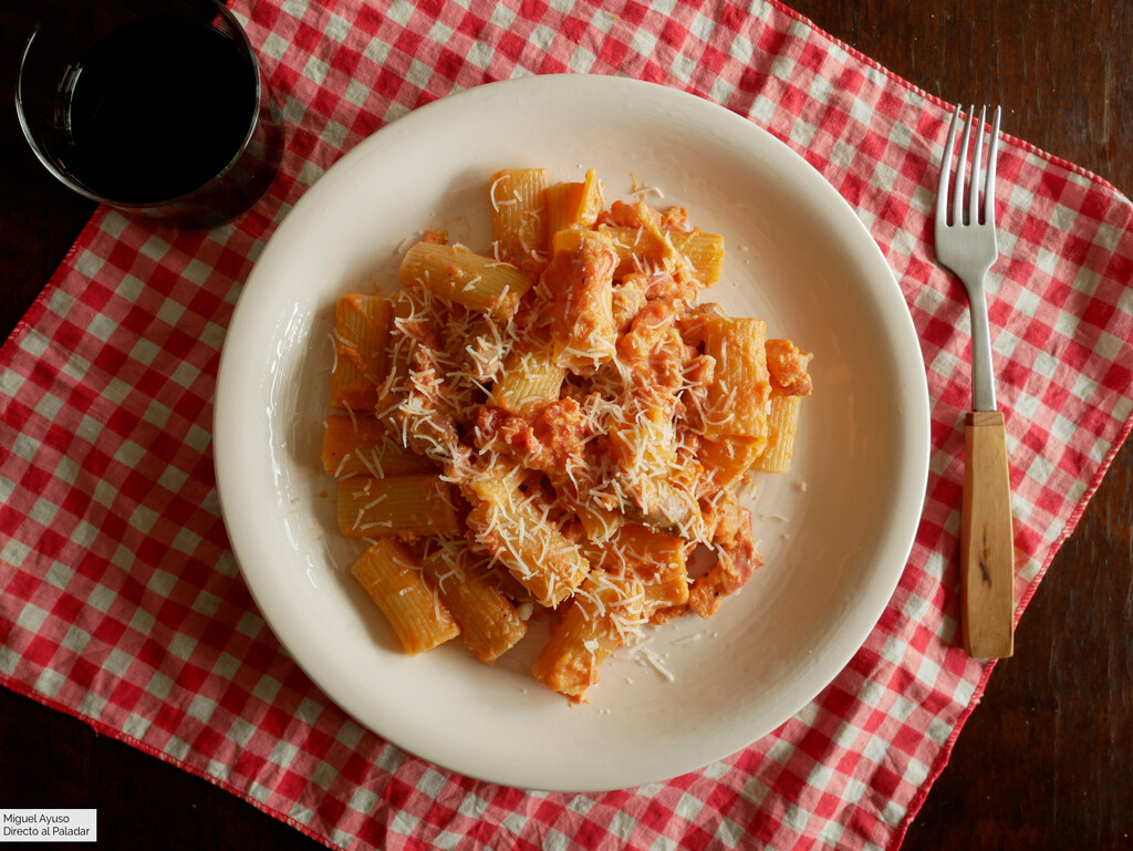 Rigatoni alla zozzona la receta de pasta italiana a medio camino entre