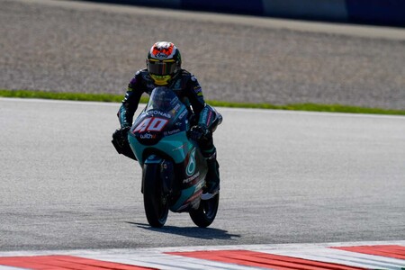 Darryn Binder encabeza el doblete del Petronas en el regreso de Moto3 en Estiria con Pedro Acosta duodécimo