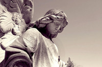 El ángel de la guarda de los niños en el parque