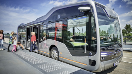 Mercedes Benz Future Bus