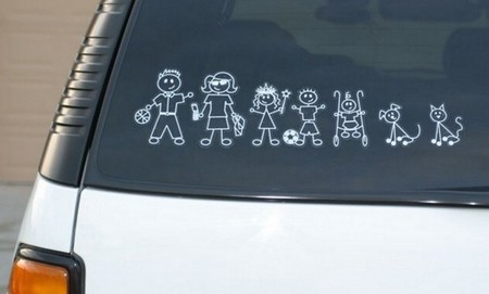 Cuidado con las pegatinas, con los OVNIs y con los mutantes. Rueda por Twitter (52)