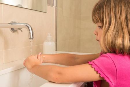 ¿Por qué es tan importante que los niños se laven las manos?