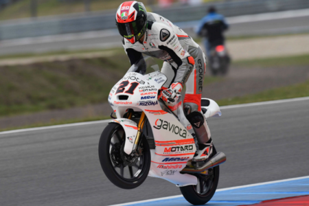 Francesco Bagnaia consigue la victoria en la impredecible guerra civil italiana de Moto3