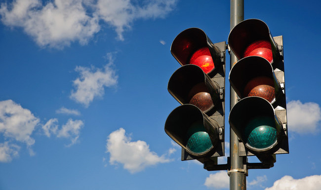 Cómo funcionan los semáforos con cámara que multan en Madrid y todas sus ubicaciones