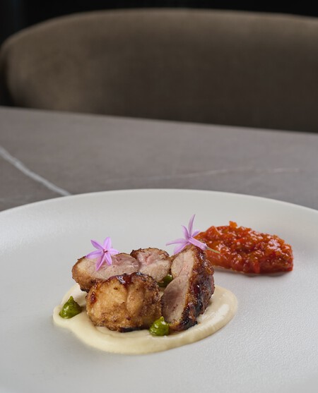 Molleja De Ternera A La Brasa Tupinambo Y Pisto Al Oloroso