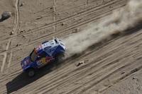 Nasser Al-Attiyah gana y se acerca a Carlos Sainz